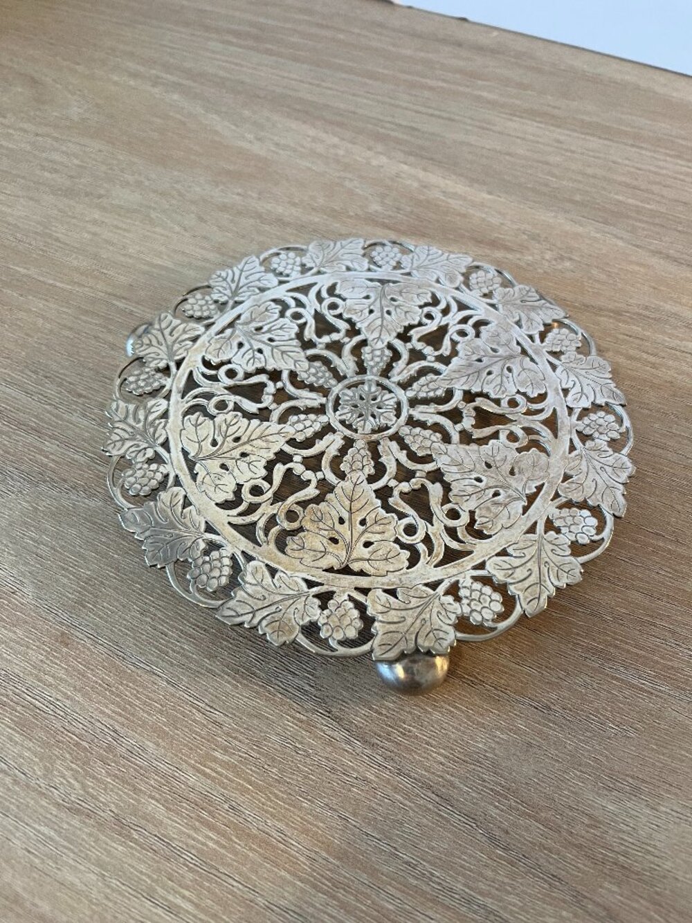 Regis Silver plate Grapevine Footed Tea Pot Trivet